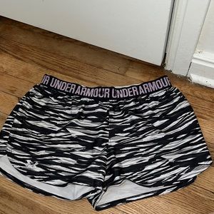 Black, white, and grey printed under armour shorts, size medium